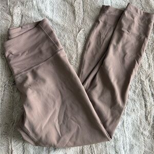 Lululemon Wunder Train High-Rise Ribbed Tight 25”